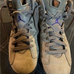 Jordan Sneakers in Gray and Blue